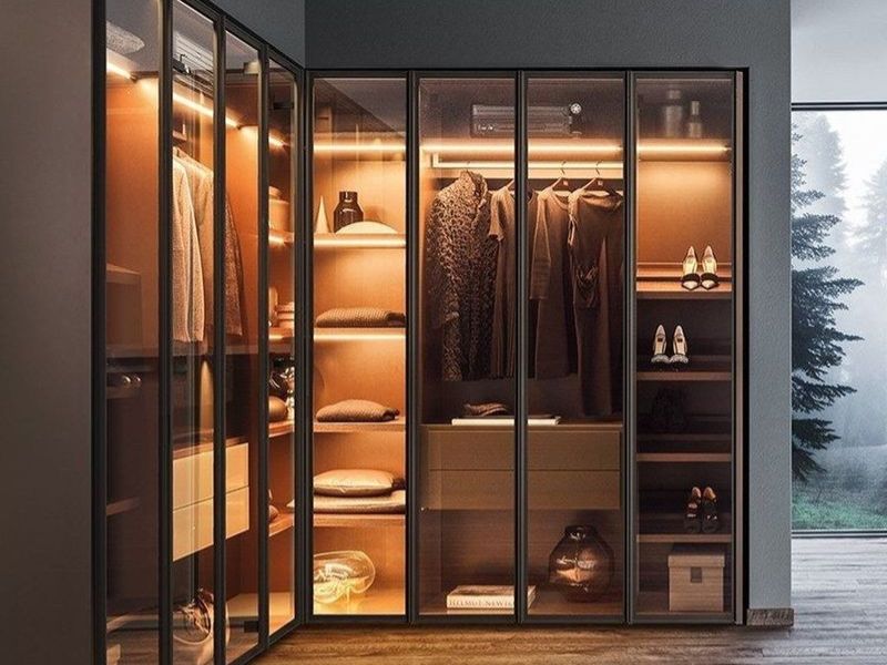 thiết kế tủ quần áo góc tường